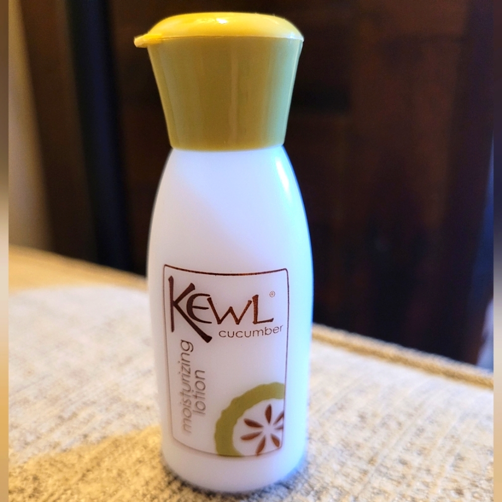 💚10 Ads/$10 - new cucumber lotion